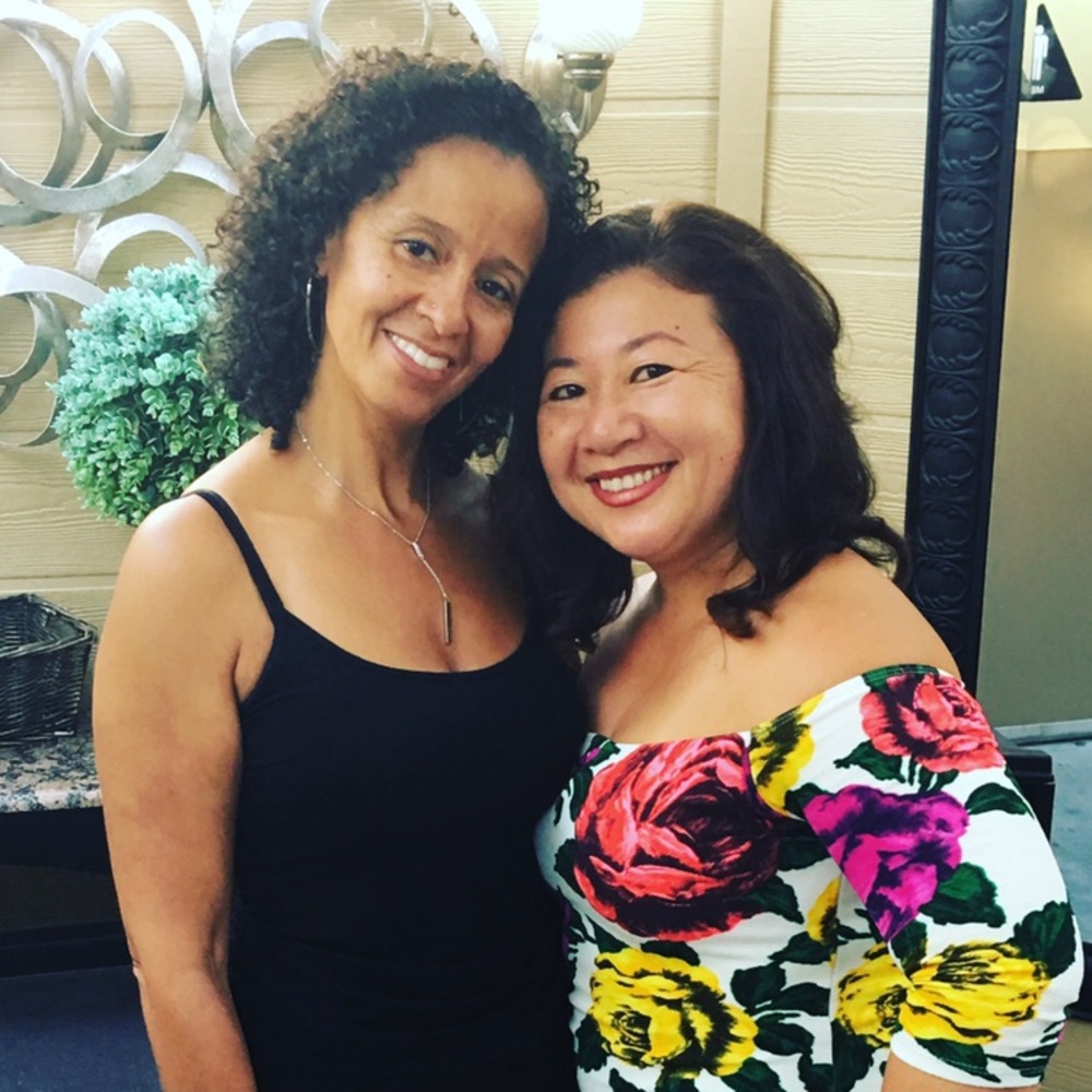 Meet your Poshers, Lori & Winnie